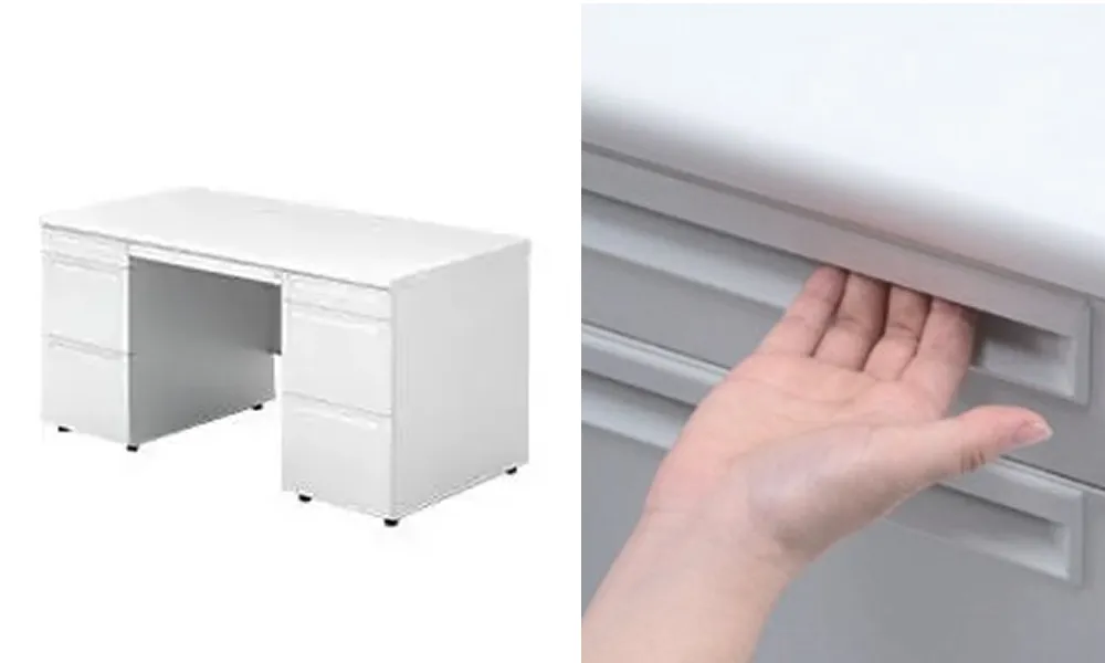 US DESKの写真です。