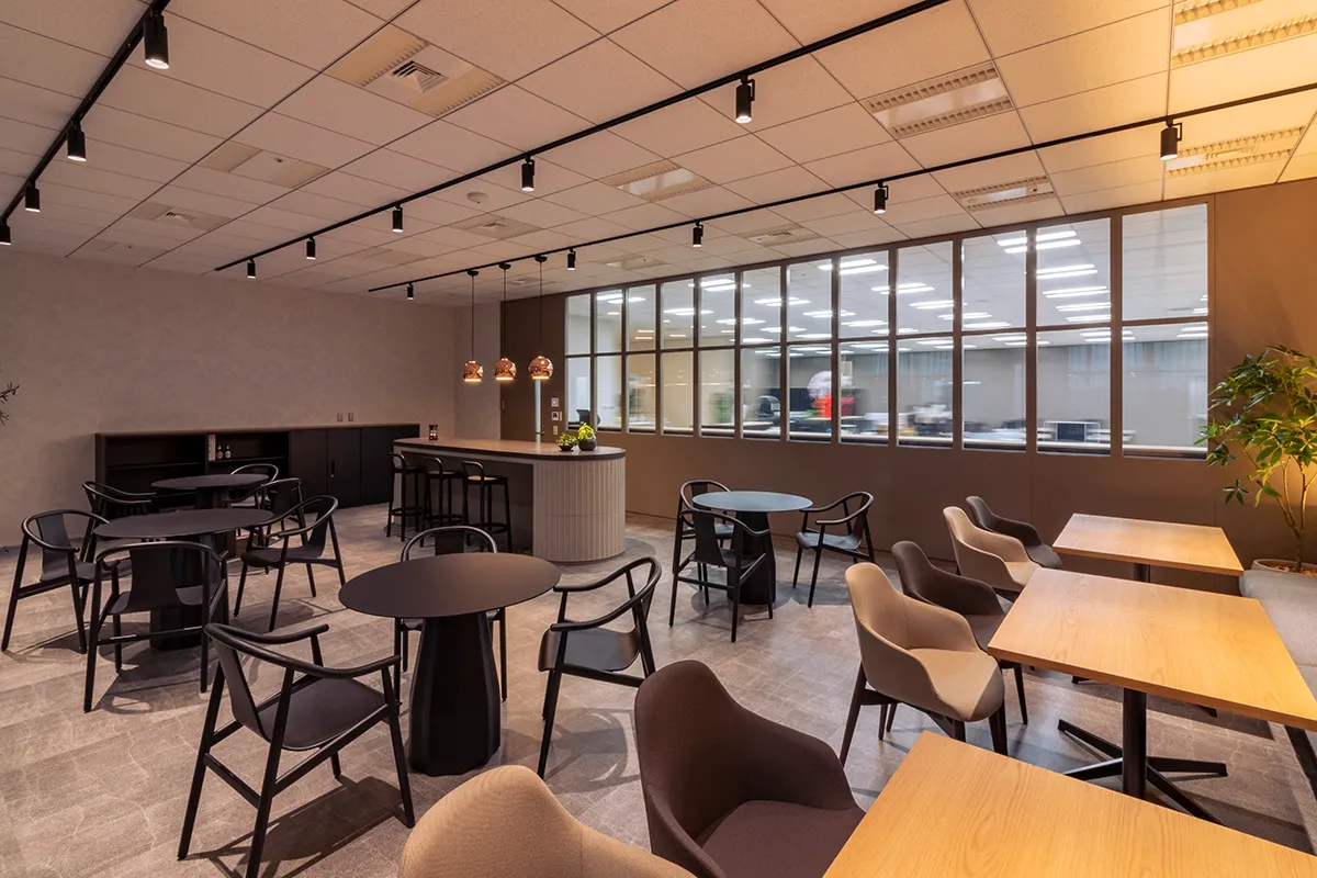 フリーラウンジ ②