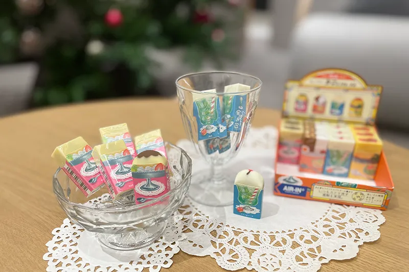 【恵比寿】PLUS文具　消して作るレトロなカフェメニュー「＜限定＞エアイン　カフェ消しゴム」CREATORE with PLUSで販売開始