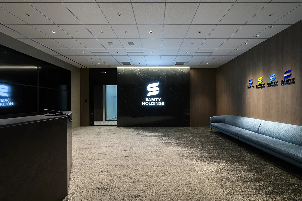 エントランス ①